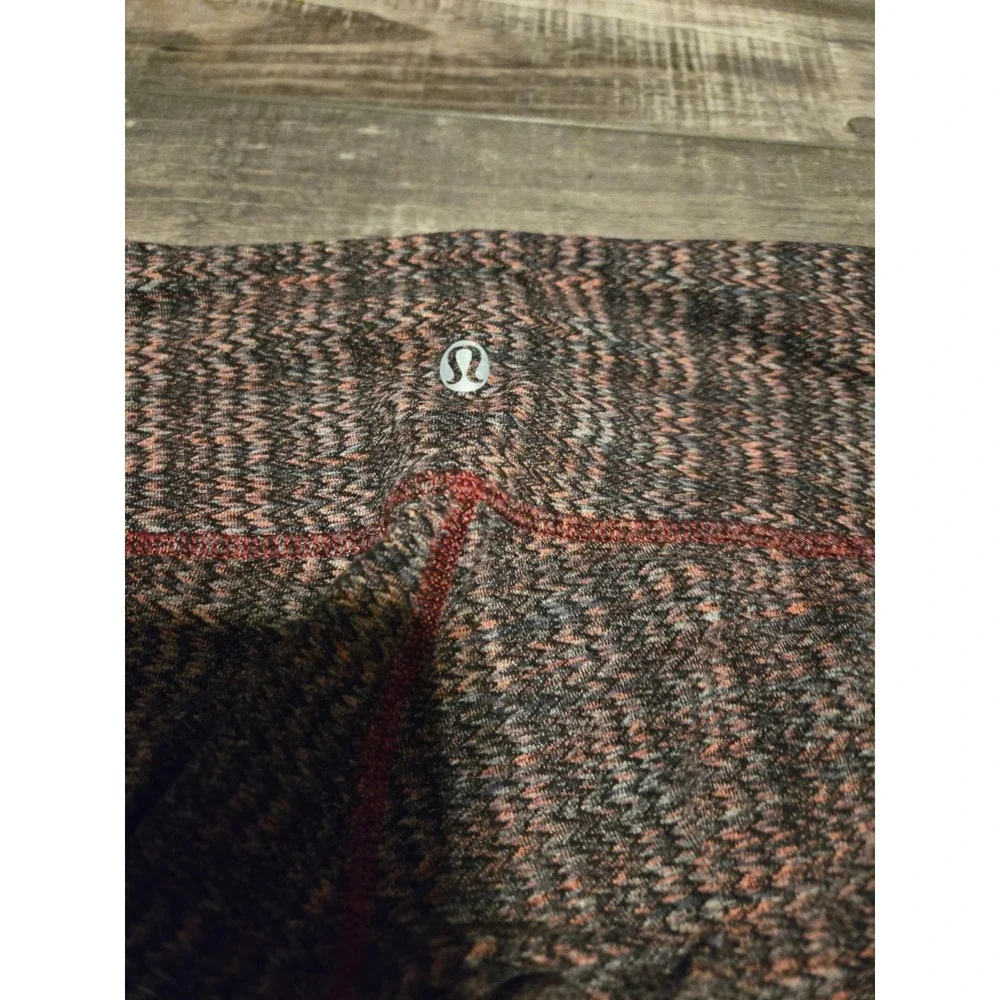 Lululemon Wunder Under Crop Red Ziggy Wee Luon Sz 4